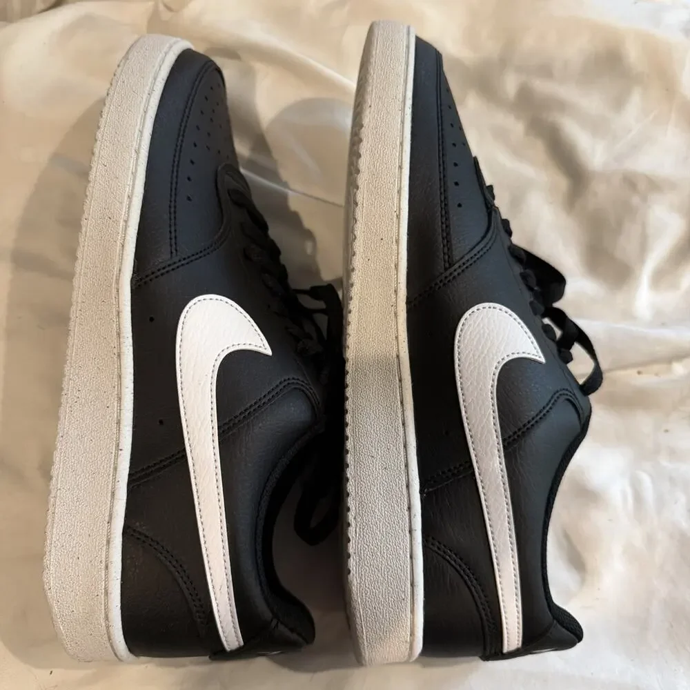 NIKE Court Vision Low Next Nature Sneakers Men’s 10 Black White Leather NEW
